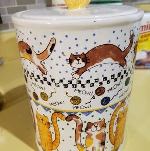 Benjamin and Medwin cute cats cookie jar